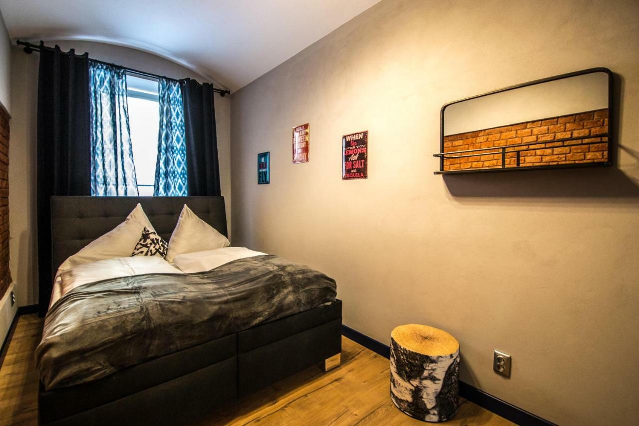 3Bdr Ruterra Apt With Table Football Prag Exterior foto