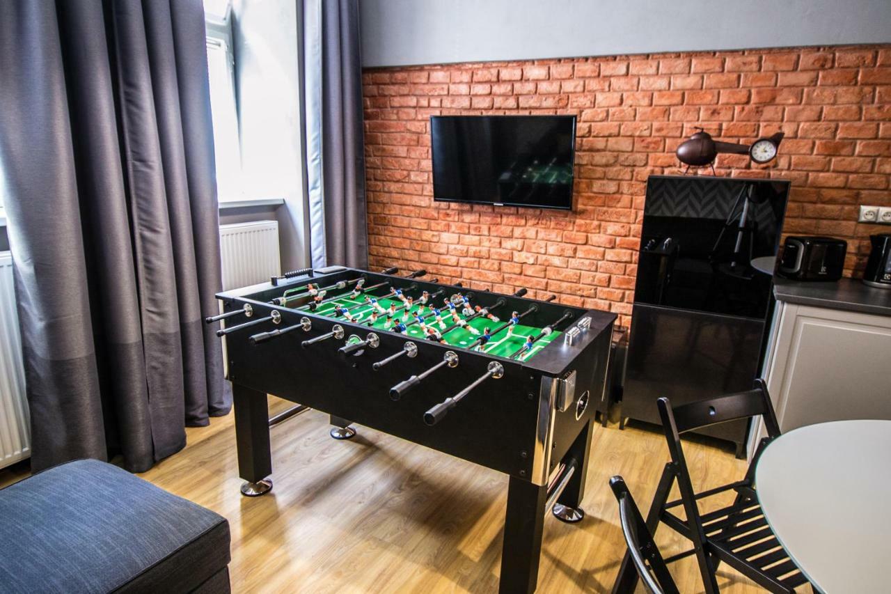 3Bdr Ruterra Apt With Table Football Prag Exterior foto